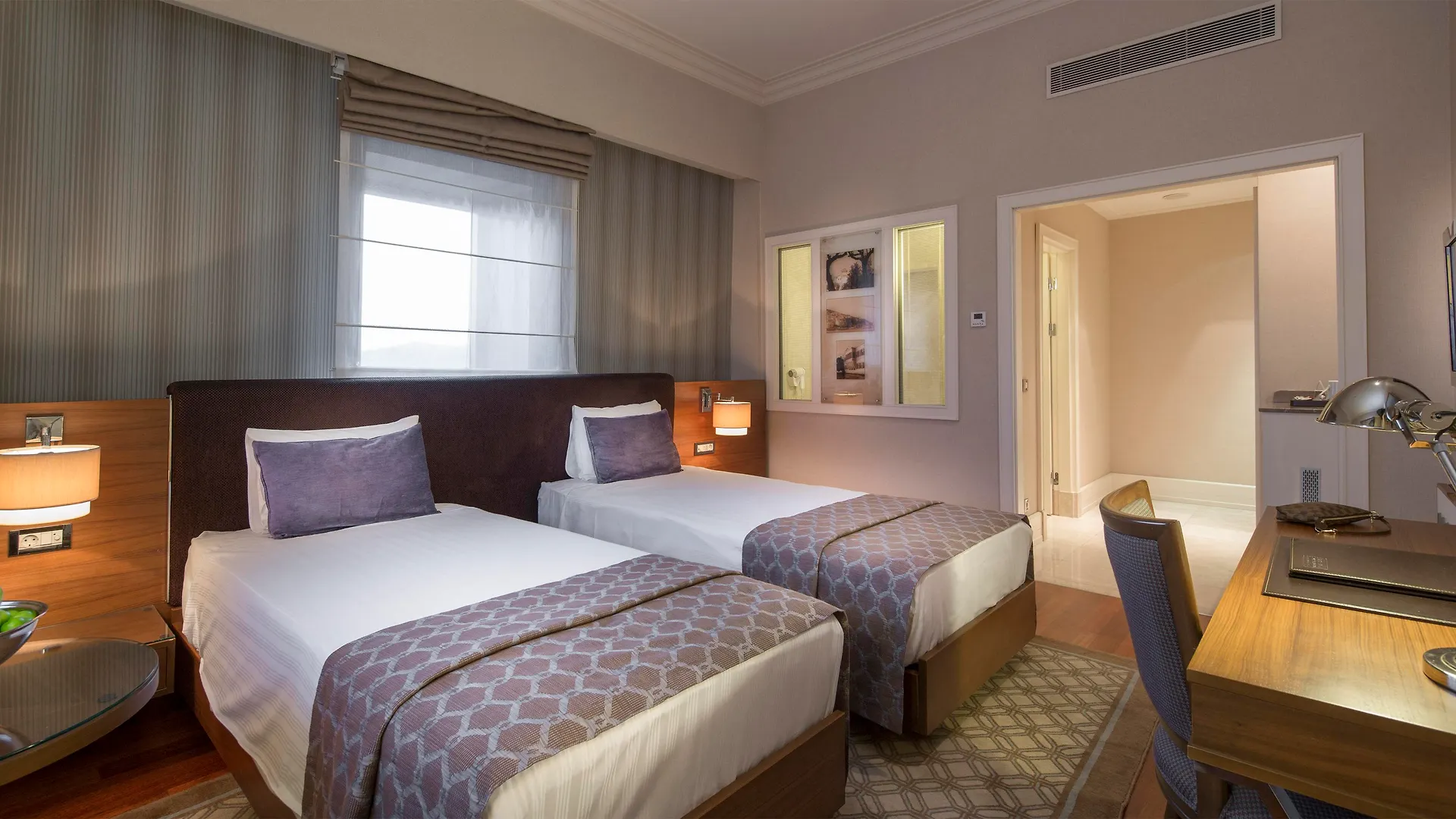 Titanic Business Kartal Hotel Istanbul 5*,