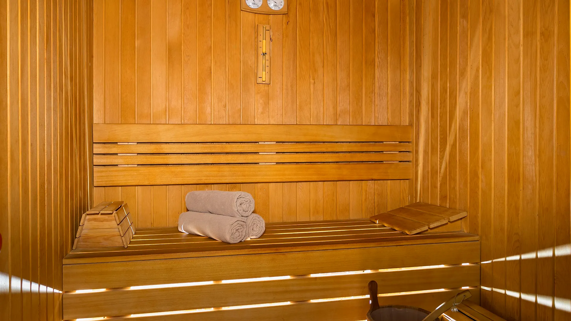 Titanic Business Kartal Hotel Istanbul 5*,