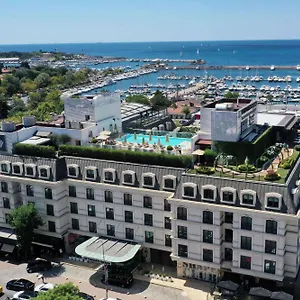 Wyndham Grand Kalamis Marina ***** Istambul