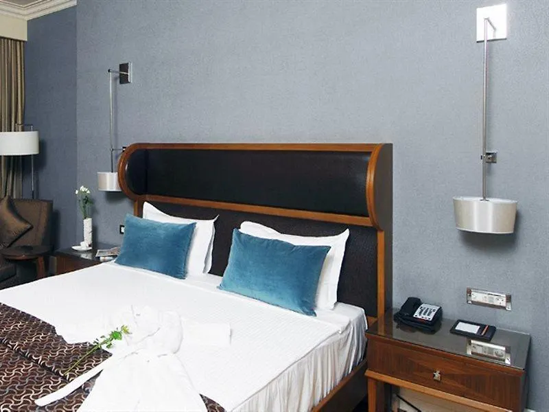 Hotel Titanic Business Kartal Istanbul